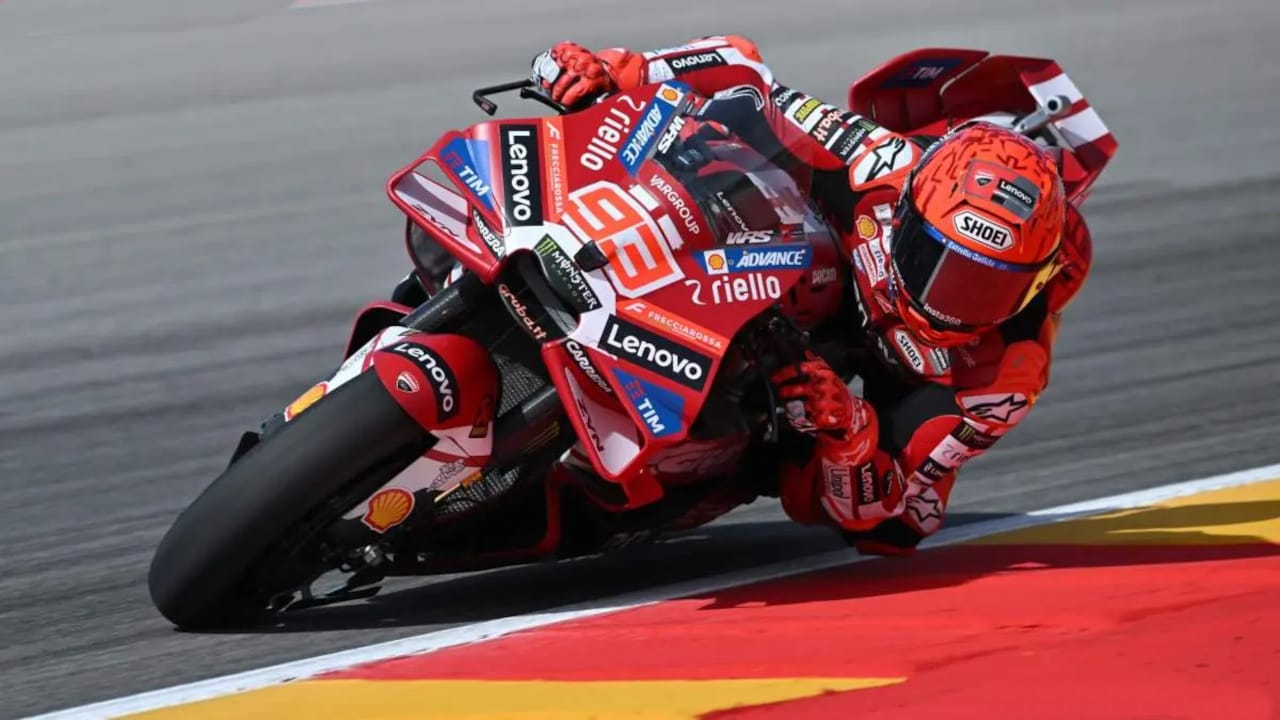 Aragón GP - race scene